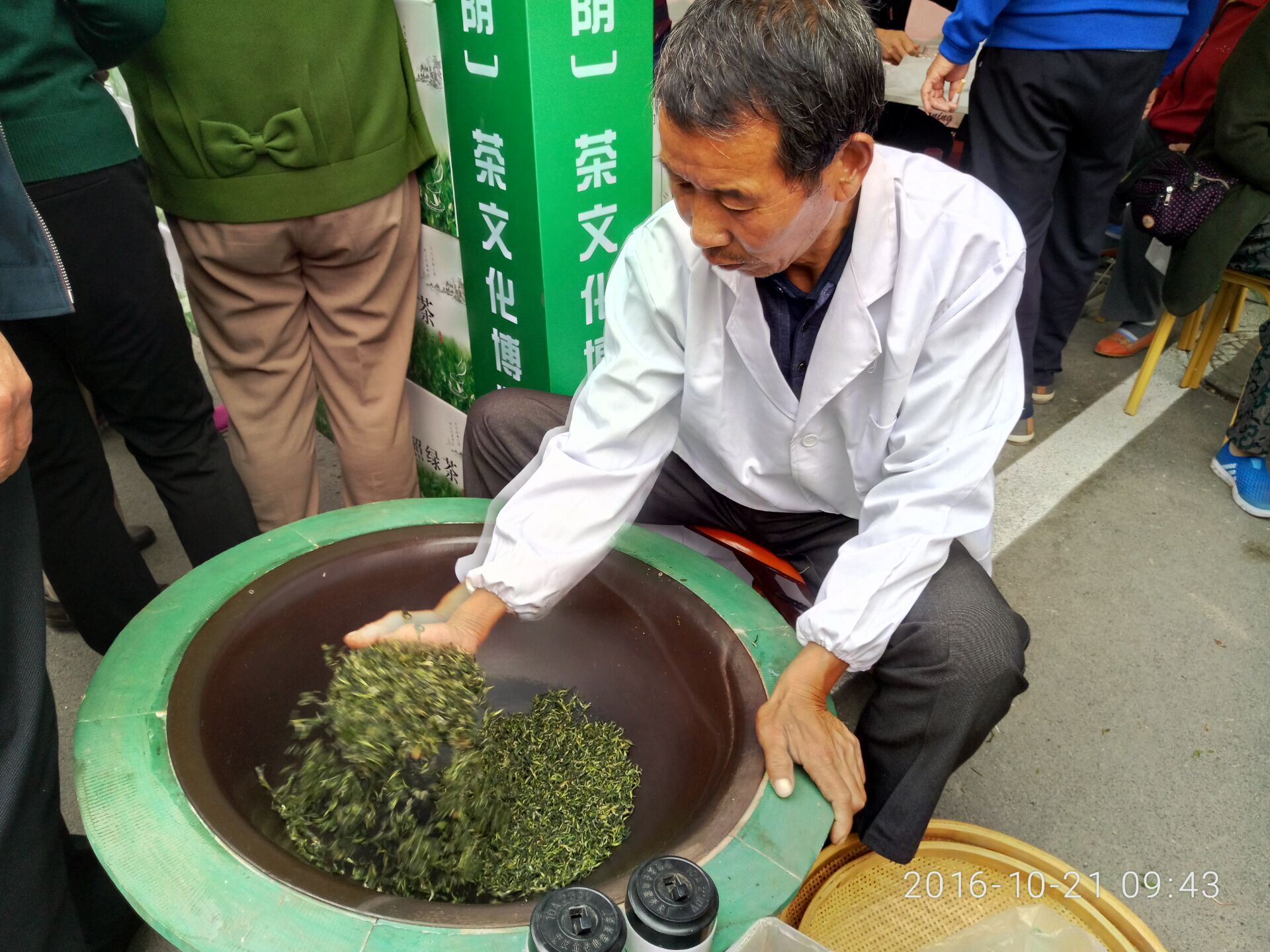 й.()販ߵ߽ѲƷڿĻ